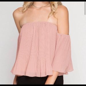 She and Sky off the shoulder ruffle top Rose Color Size L